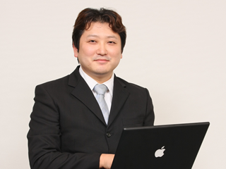 代表　谷口 龍一